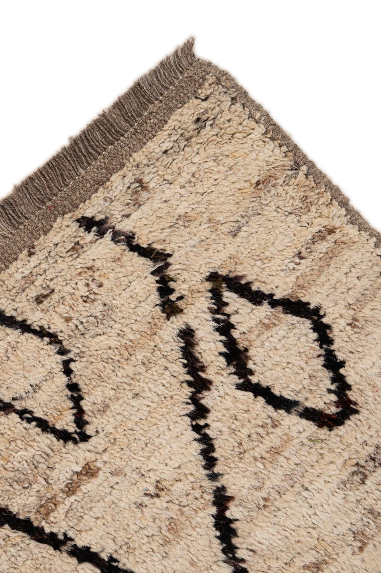 8' 2 x 9' 11 Hand Knotted Moroccan Wool Rug