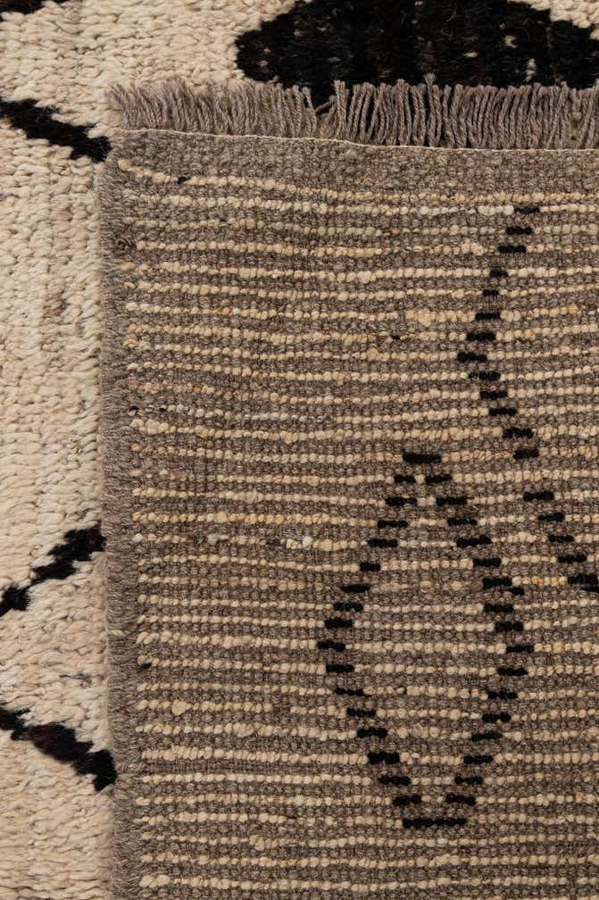 8' 2 x 9' 11 Hand Knotted Moroccan Wool Rug