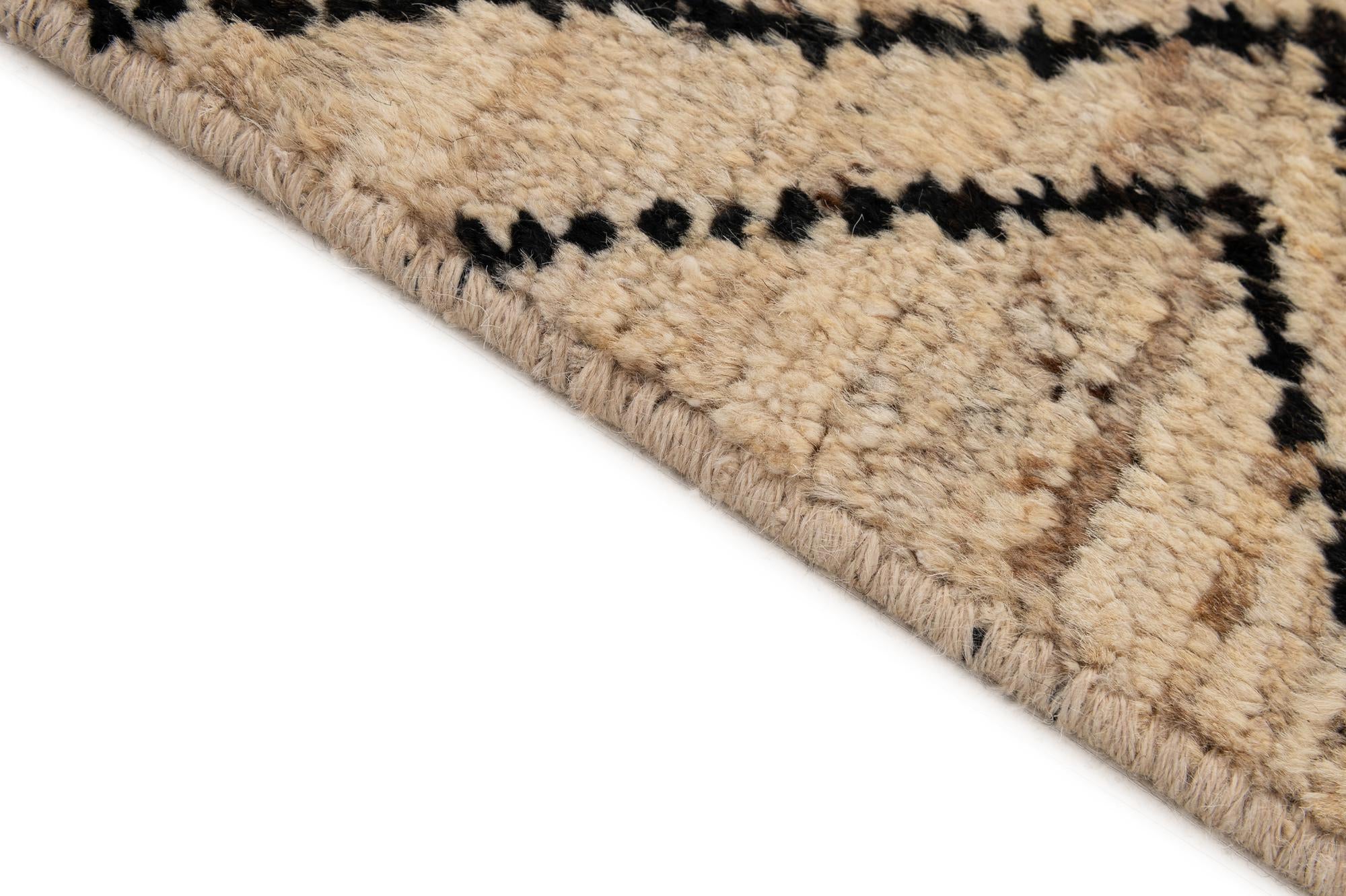 8' 3 x 9' 9 Hand Knotted Moroccan Wool Rug