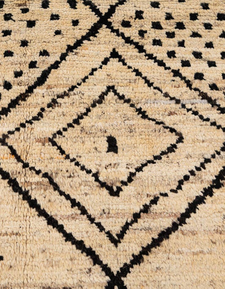 Detail image of 8' 3 x 9' 9  Hand Knotted Moroccan Wool Rug