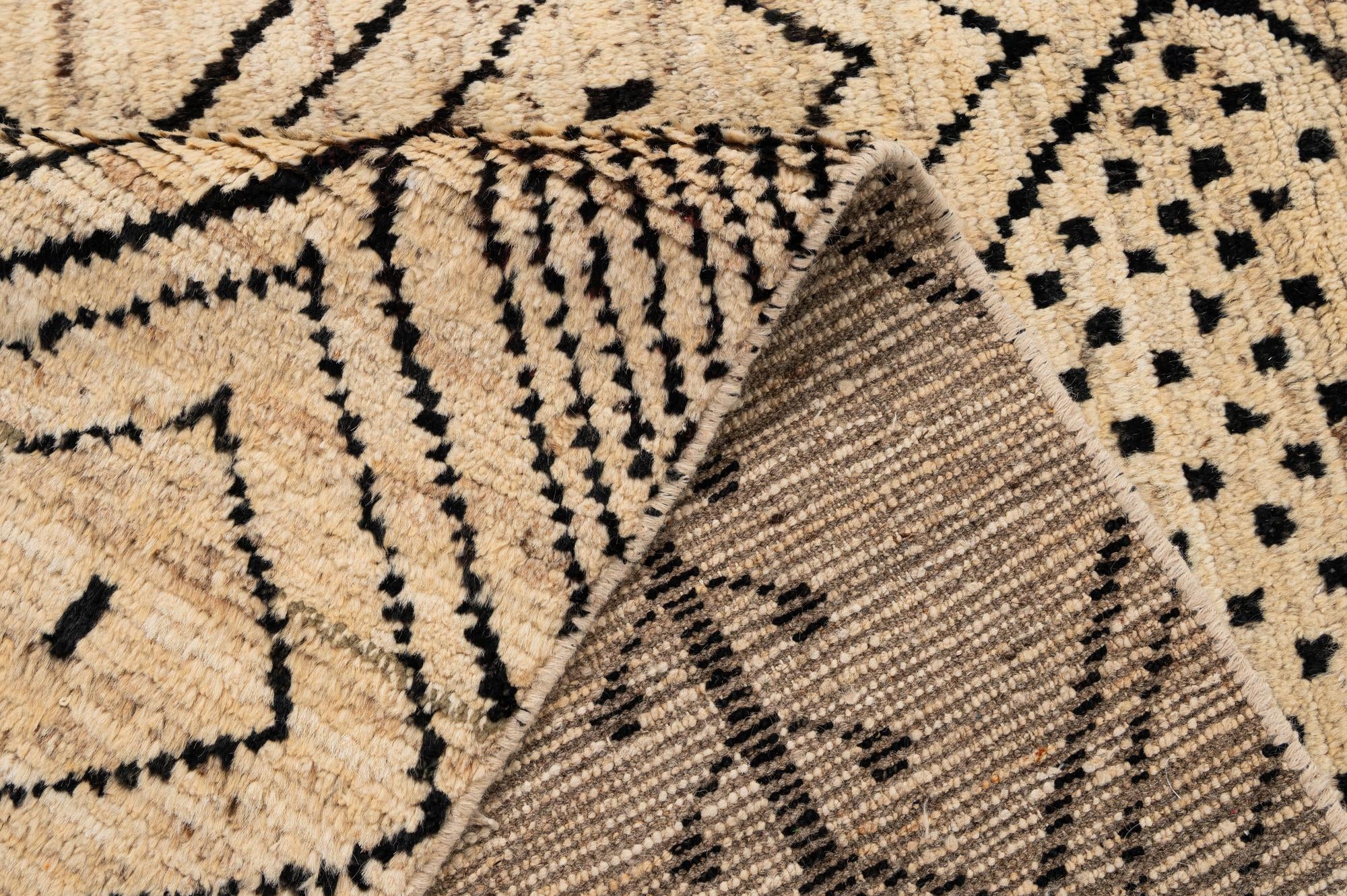 8' 3 x 9' 9 Hand Knotted Moroccan Wool Rug