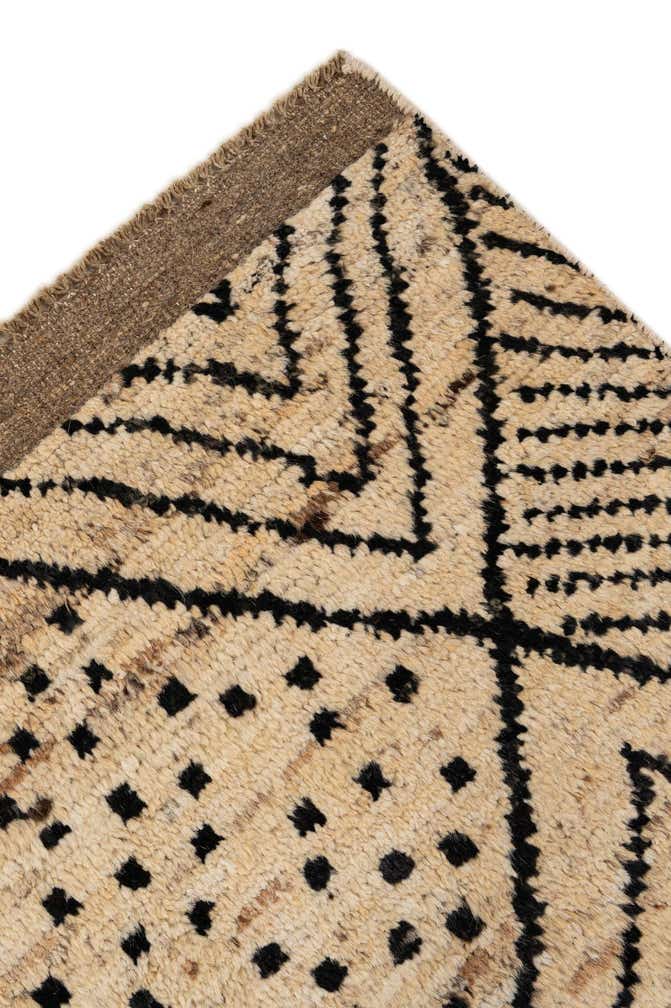 8' 3 x 9' 9 Hand Knotted Moroccan Wool Rug