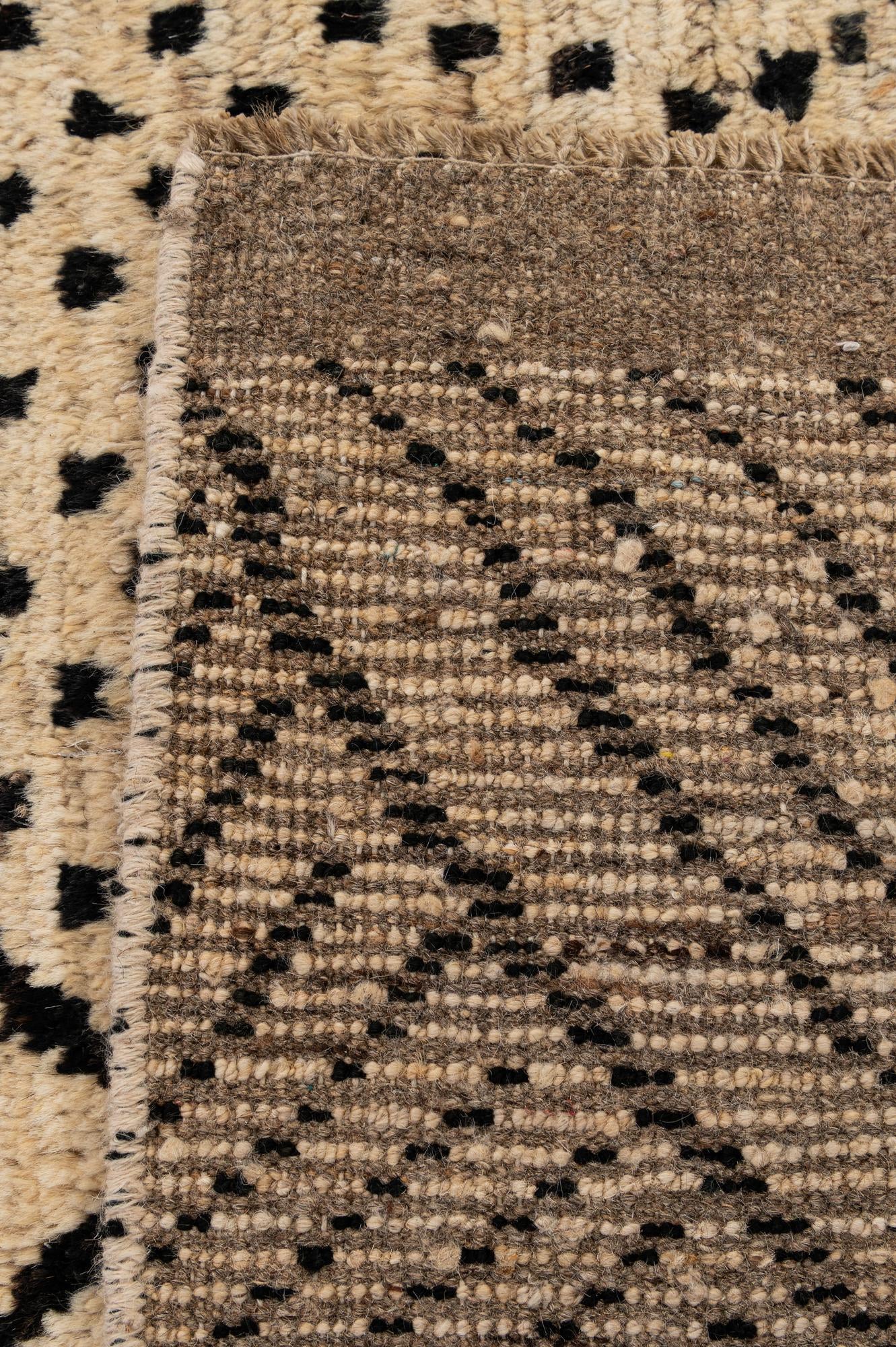 8' 3 x 9' 9 Hand Knotted Moroccan Wool Rug