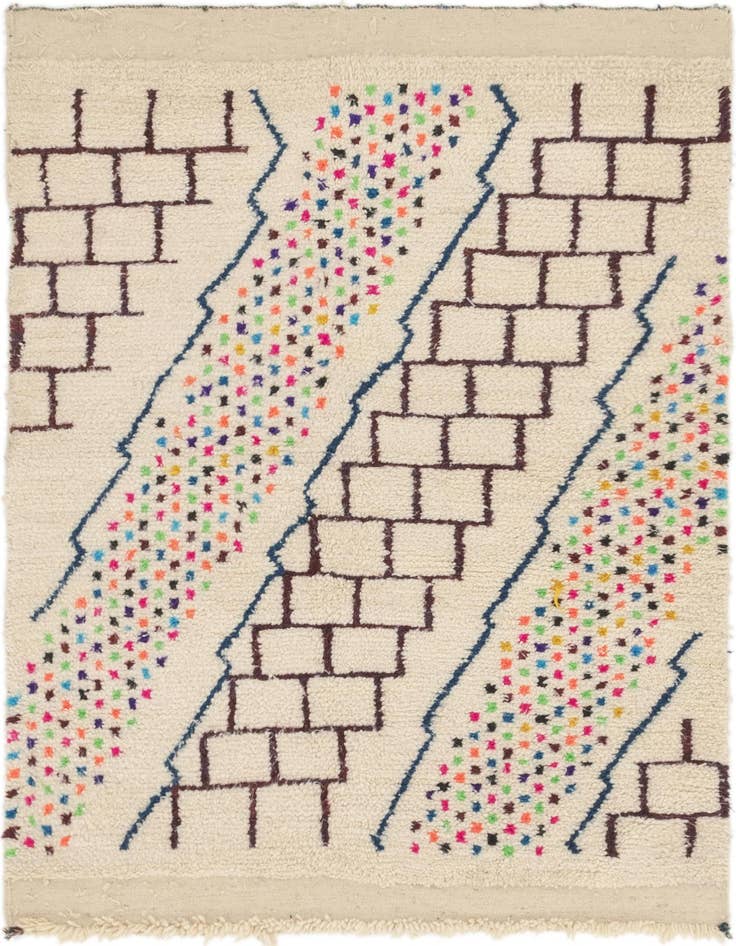 Detail image of 4' 6 x 6' 2 Hand Knotted Moroccan Wool Rug