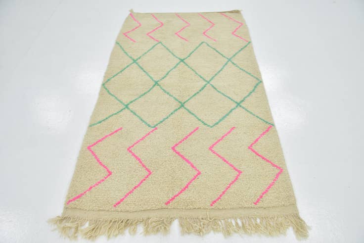 Detail image of 3' 10 x 6' 9 Hand Knotted Moroccan Wool Rug