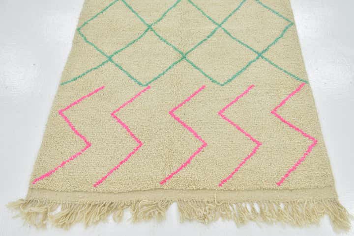 3' 10 x 6' 9 Hand Knotted Moroccan Wool Rug