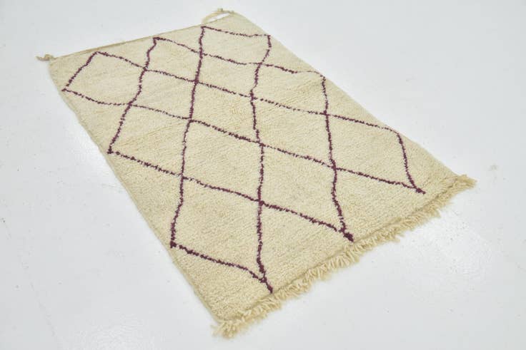 Detail image of 3' 3 x 4' 8 Hand Knotted Moroccan Wool Rug