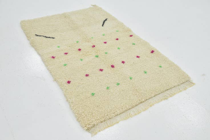 Detail image of 3' 3 x 4' 9 Hand Knotted Moroccan Wool Rug