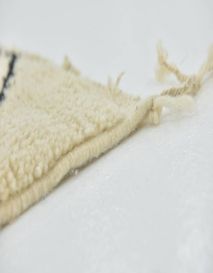 Detail image of 4' 10 x 8' 5  Hand Knotted Moroccan Wool Rug