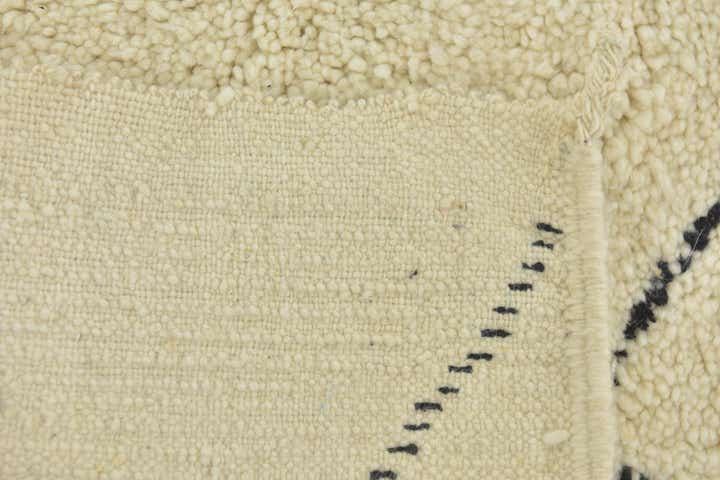 5' 3 x 8' Hand Knotted Moroccan Wool Rug