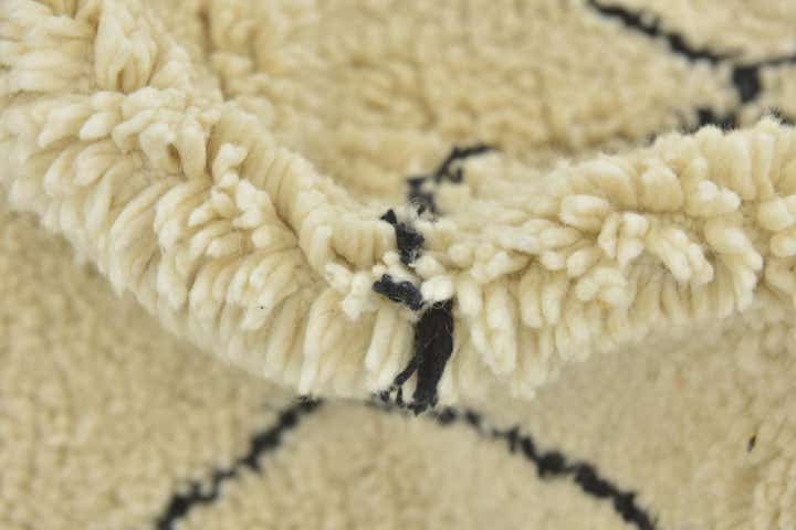 5' 3 x 8' Hand Knotted Moroccan Wool Rug