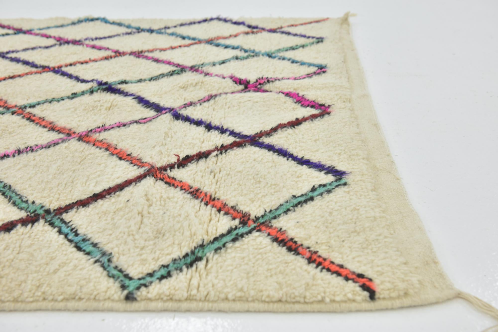 4' 10 x 6' 4 Hand Knotted Moroccan Wool Rug