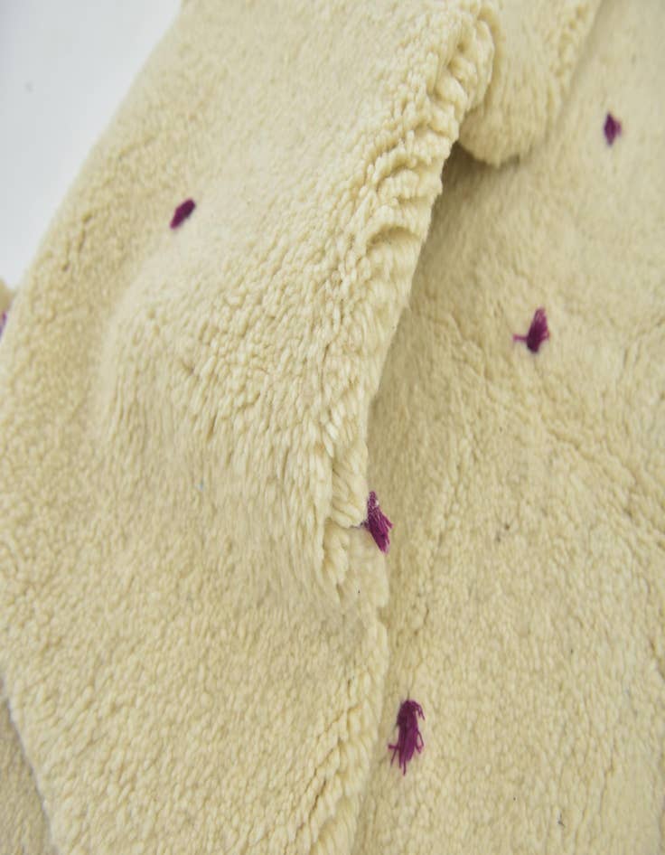 Detail image of 5' x 8' 6  Hand Knotted Moroccan Wool Rug