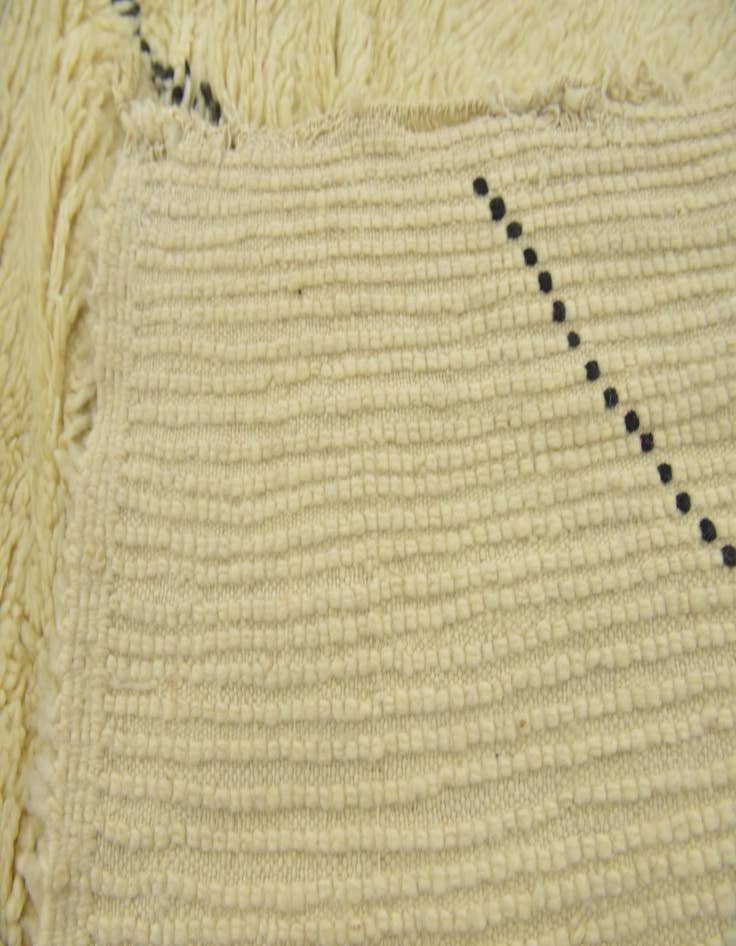 Detail image of 6' 6 x 9' 7 Hand Knotted Moroccan Wool Rug