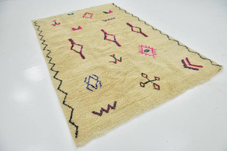 Detail image of 6' 4 x 9' 6 Hand Knotted Moroccan Wool Rug