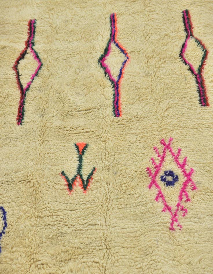 Detail image of 6' 4 x 9' 6 Hand Knotted Moroccan Wool Rug