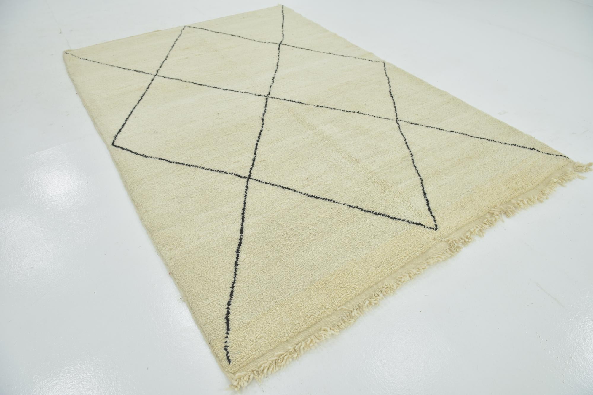 6' 8 x 10' Hand Knotted Moroccan Wool Rug