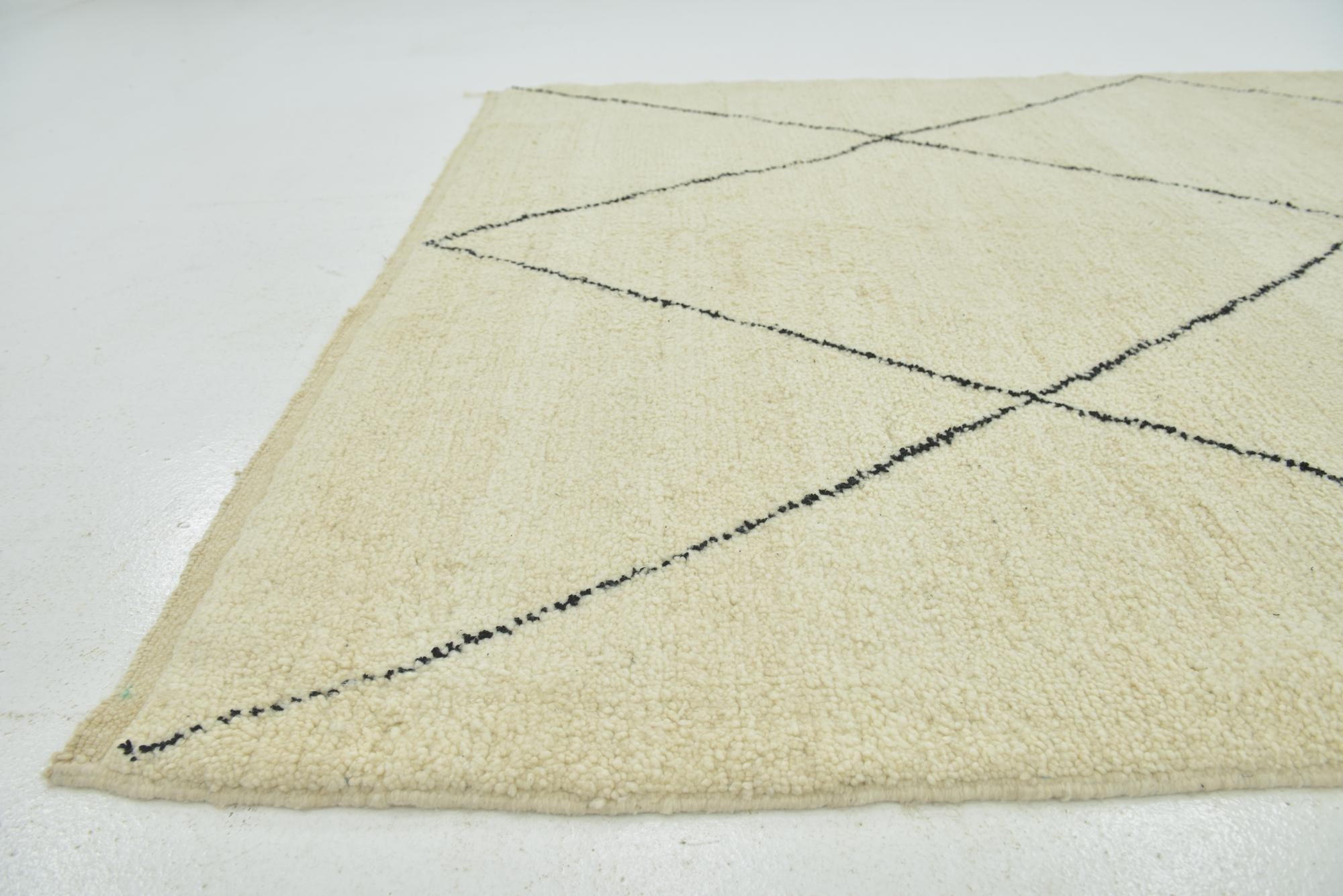 6' 8 x 10' Hand Knotted Moroccan Wool Rug
