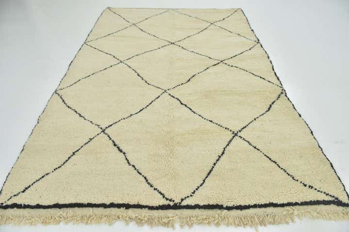 6' 6 x 9' Hand Knotted Moroccan Wool Rug