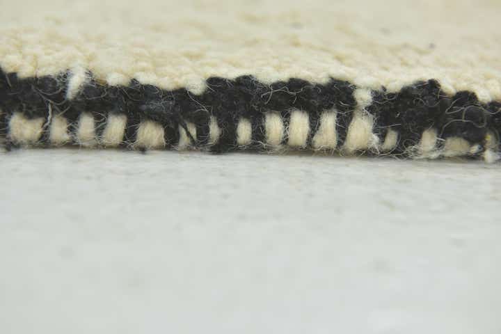 6' 6 x 9' Hand Knotted Moroccan Wool Rug