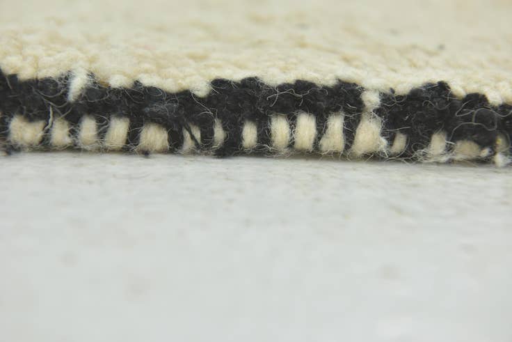 Detail image of 6' 6 x 9' Hand Knotted Moroccan Wool Rug
