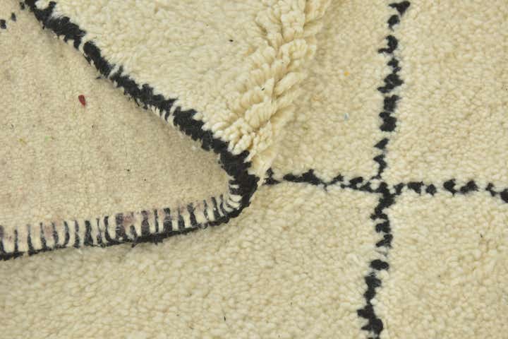 6' 6 x 9' Hand Knotted Moroccan Wool Rug