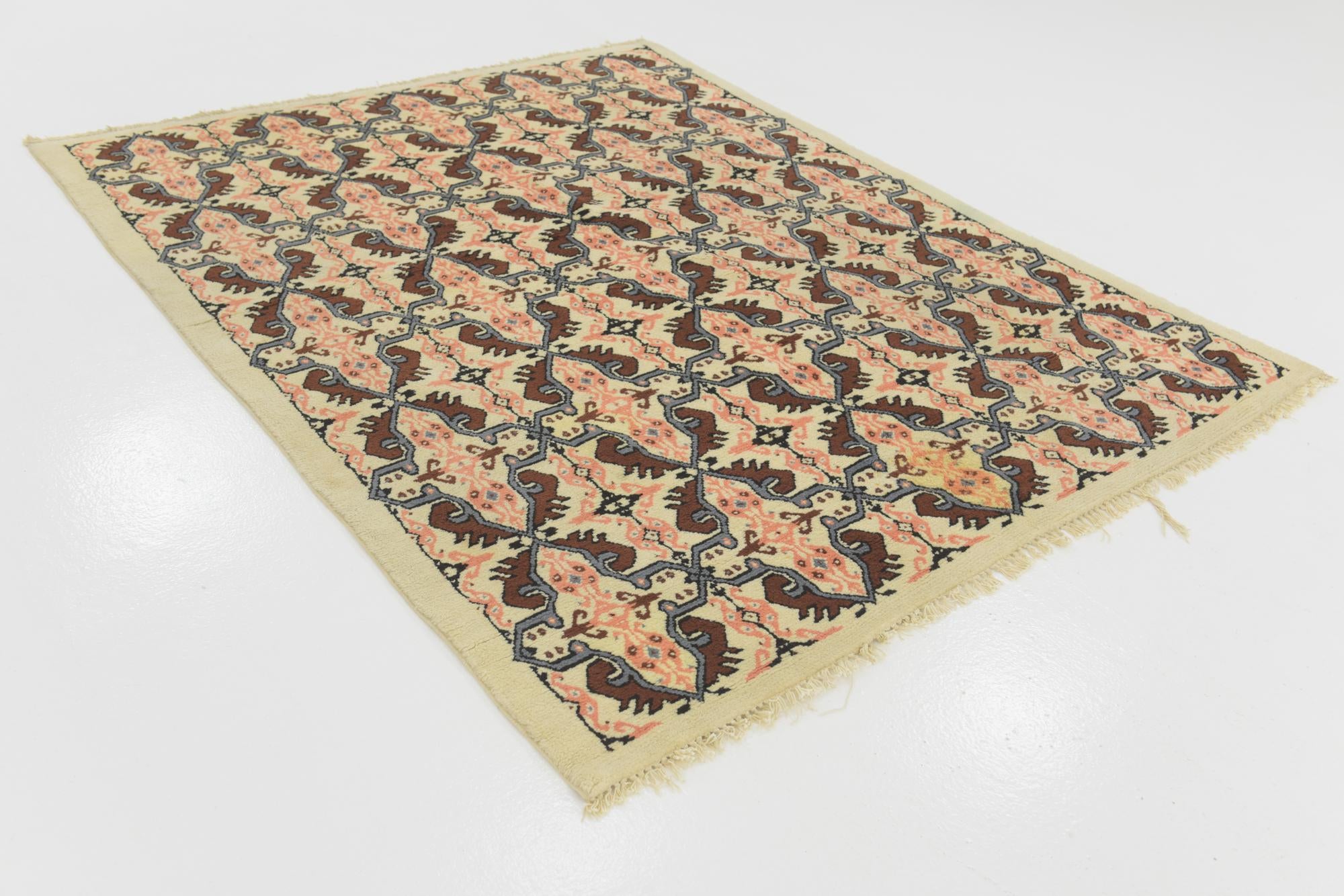 5' 8 x 7' 2 Hand Knotted Moroccan Wool Rug