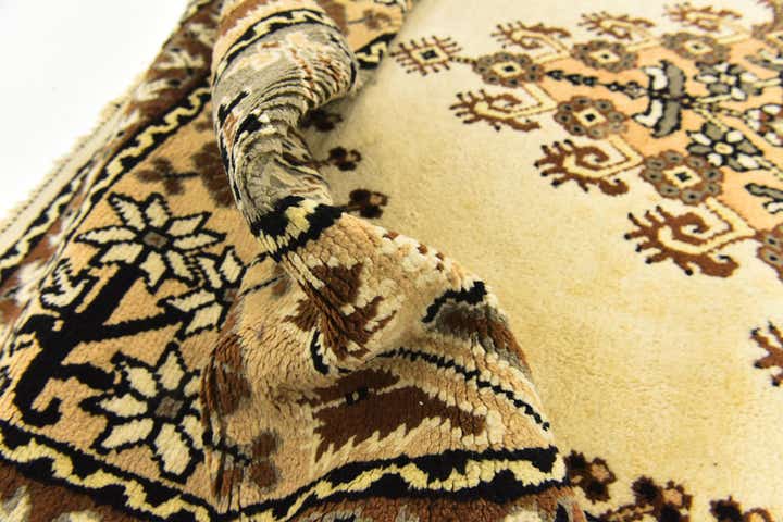 6' 7 x 9' 10 Hand Knotted Moroccan Wool Rug