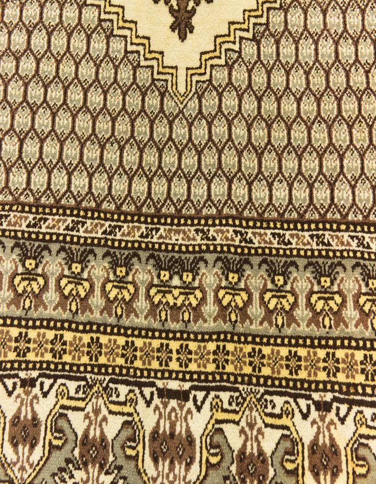 Detail image of 6' 6 x 9'  Hand Knotted Moroccan Wool Rug