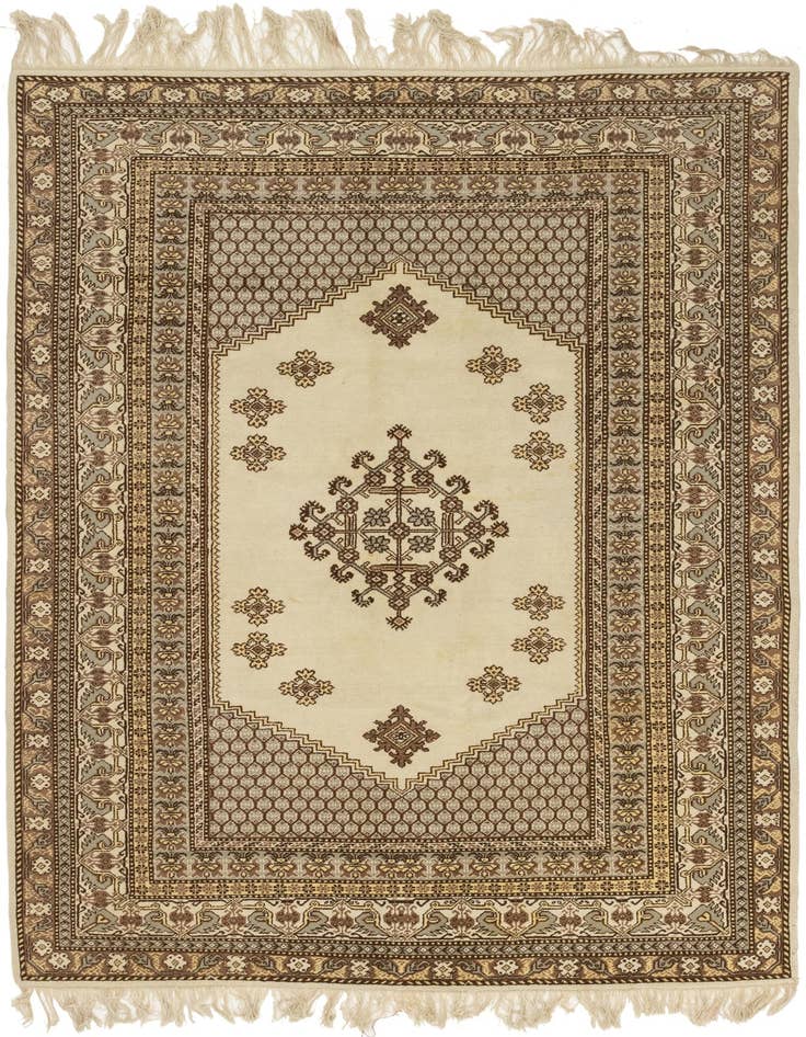 Detail image of 6' 6 x 9' Hand Knotted Moroccan Wool Rug