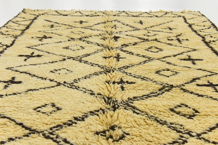 Detail image of 6' 6 x 9' 1 Hand Knotted Moroccan Wool Rug