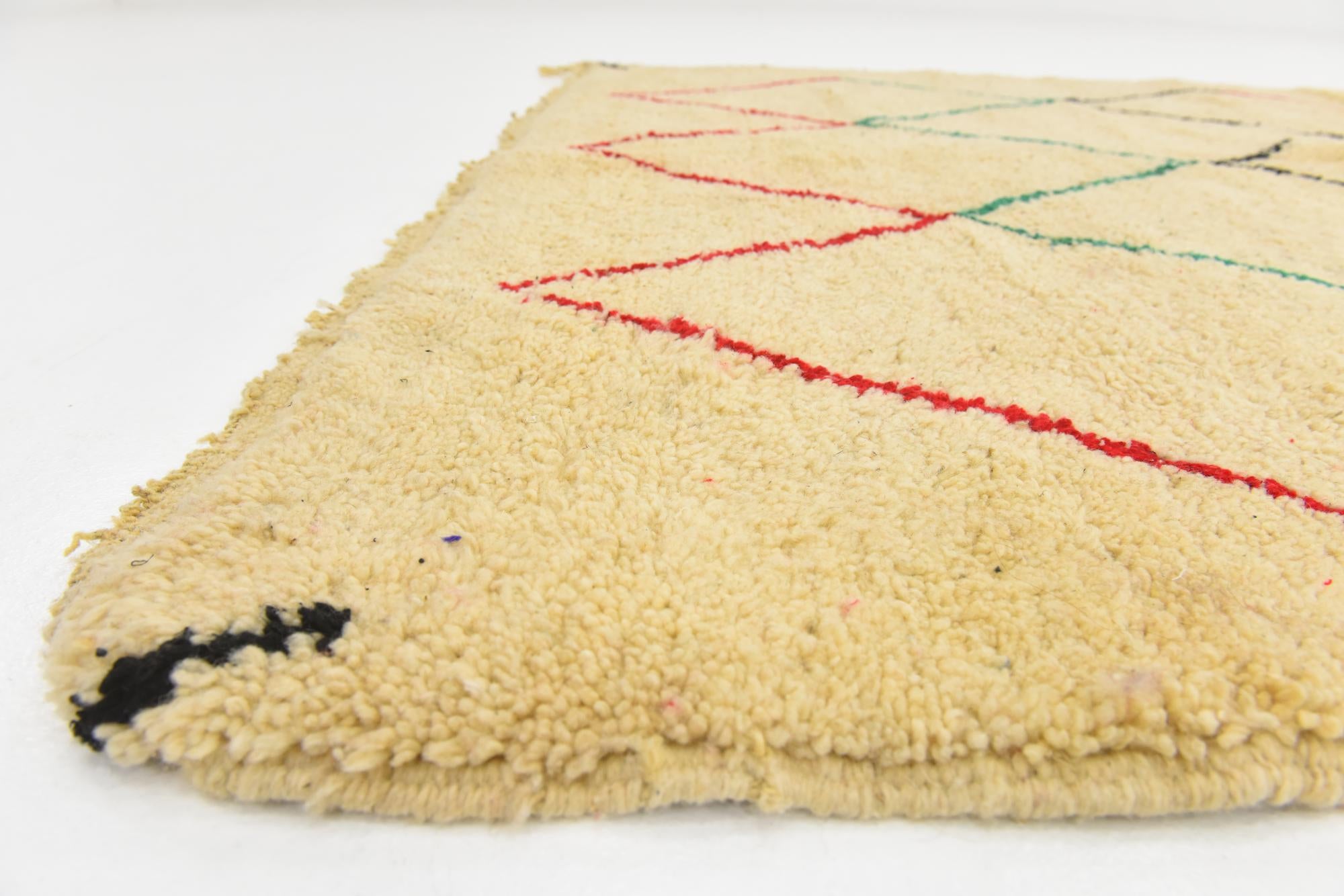 5' 1 x 8' 2 Hand Knotted Moroccan Wool Rug