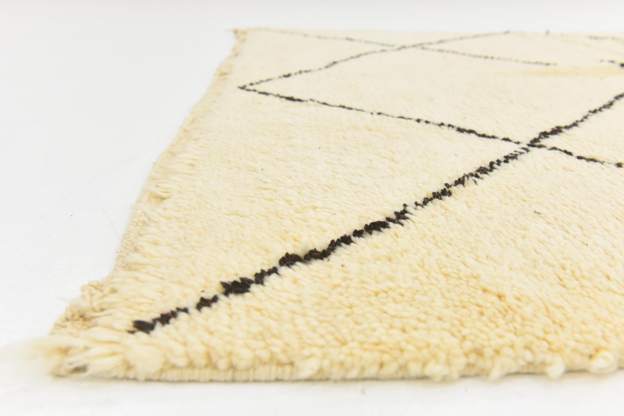 5' 1 x 8' 3 Hand Knotted Moroccan Wool Rug