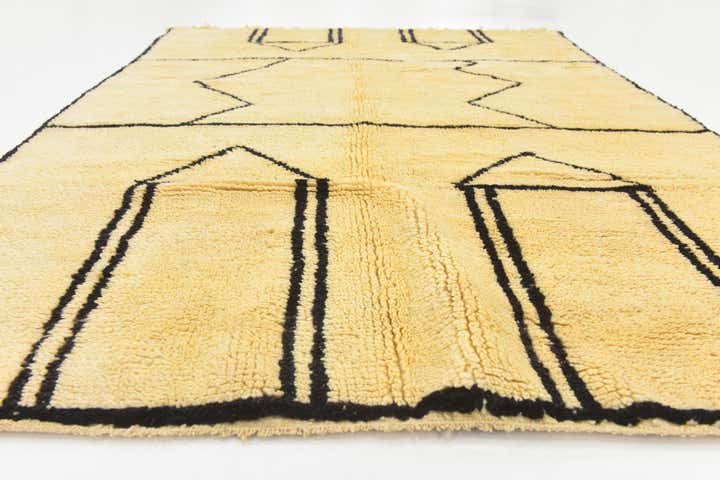 5' 6 x 7' 5 Hand Knotted Moroccan Wool Rug