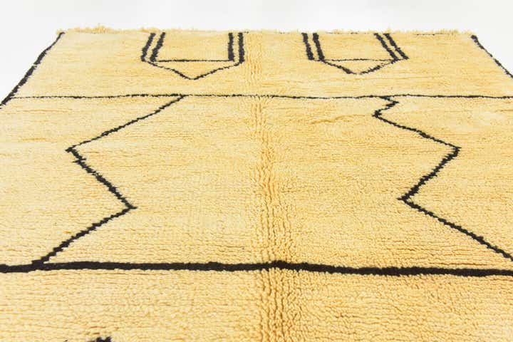 5' 6 x 7' 5 Hand Knotted Moroccan Wool Rug