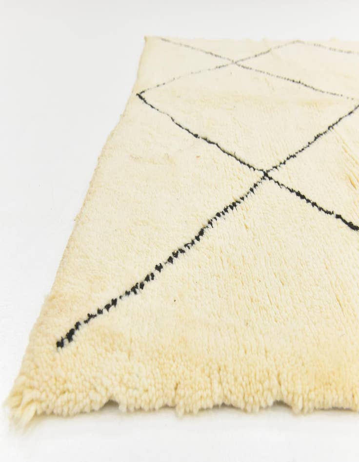 Detail image of 5' 5 x 8' 2 Hand Knotted Moroccan Wool Rug