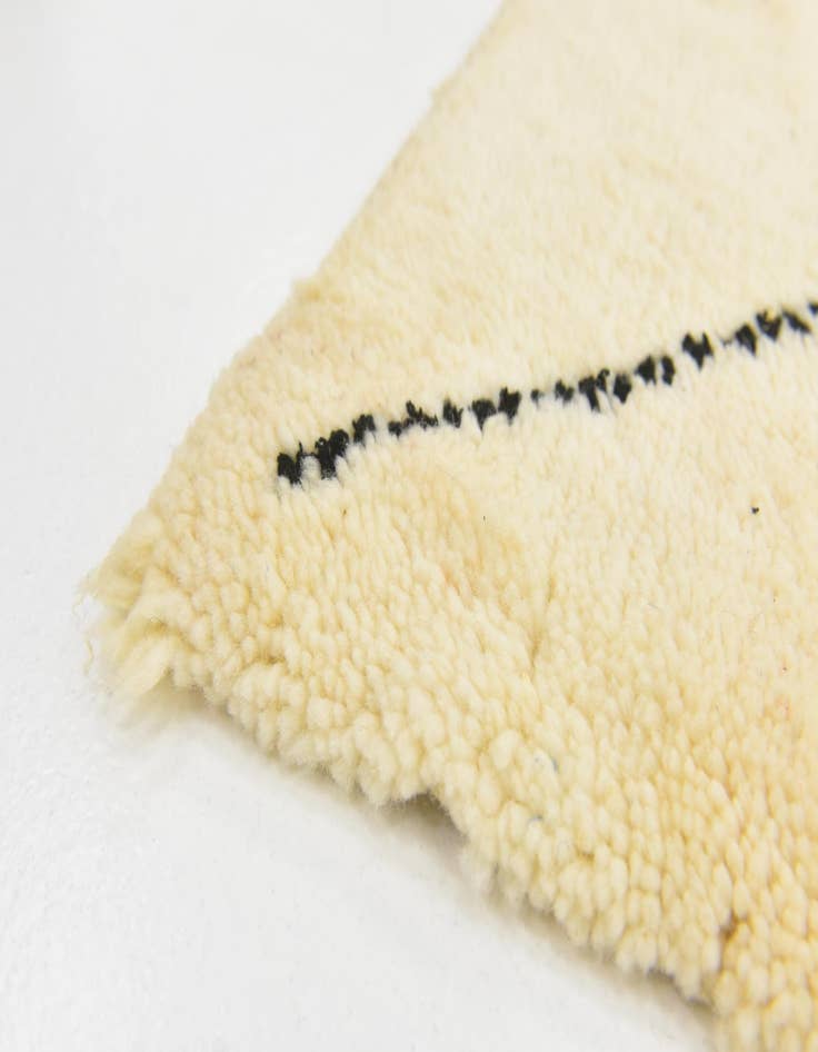 Detail image of 5' 5 x 8' 2 Hand Knotted Moroccan Wool Rug