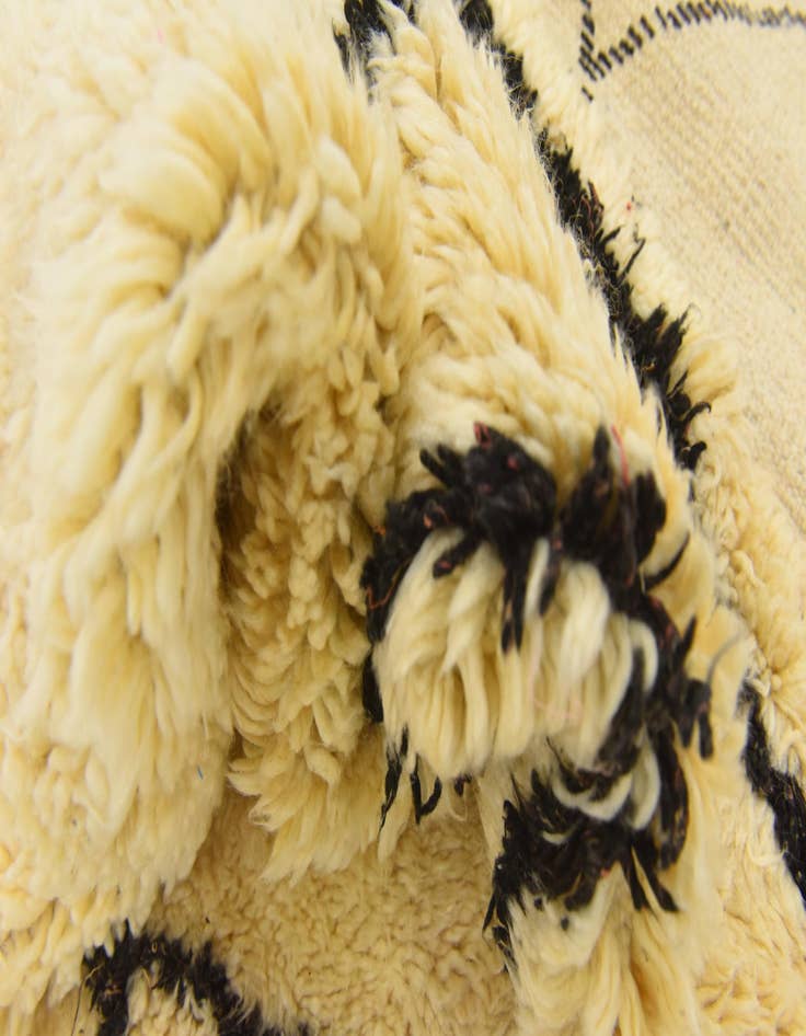 Detail image of 5' x 8' 5  Hand Knotted Moroccan Wool Rug