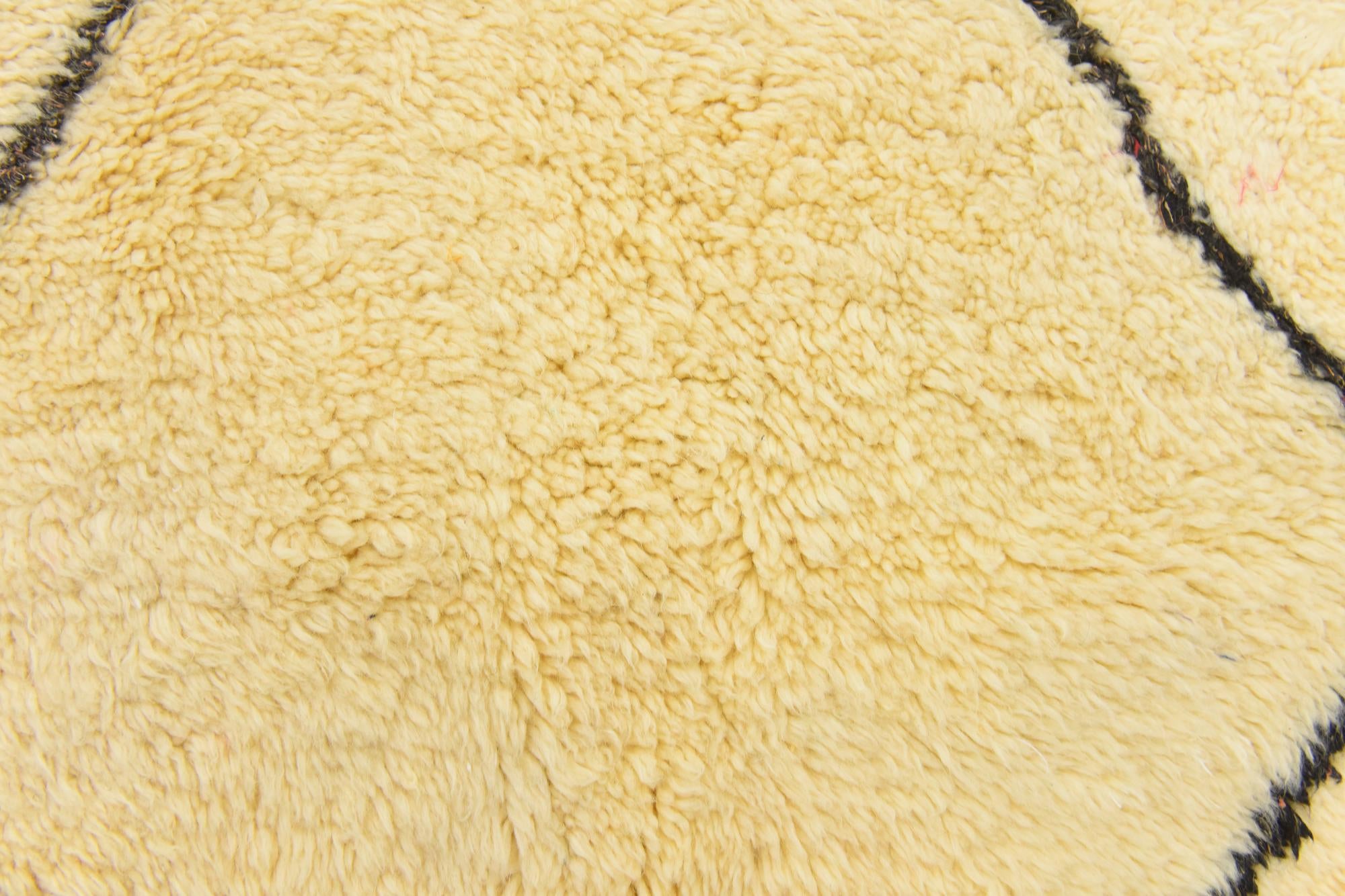 5' x 8' 5 Hand Knotted Moroccan Wool Rug