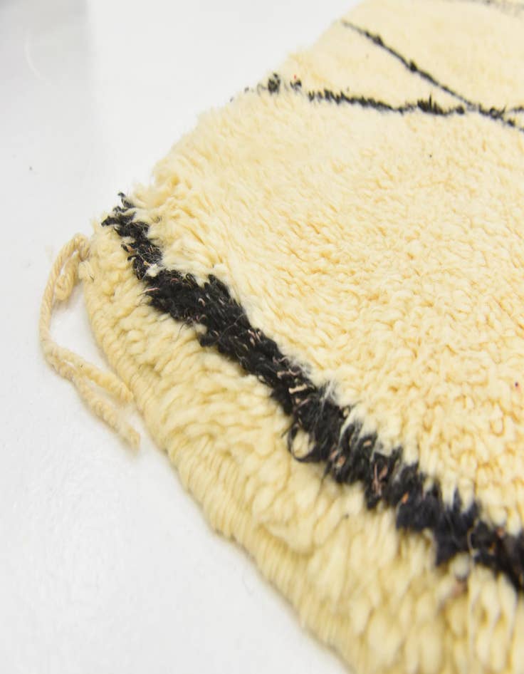 Detail image of 5' x 8' 5  Hand Knotted Moroccan Wool Rug