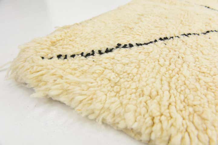 6' 8 x 9' 8 Hand Knotted Moroccan Wool Rug