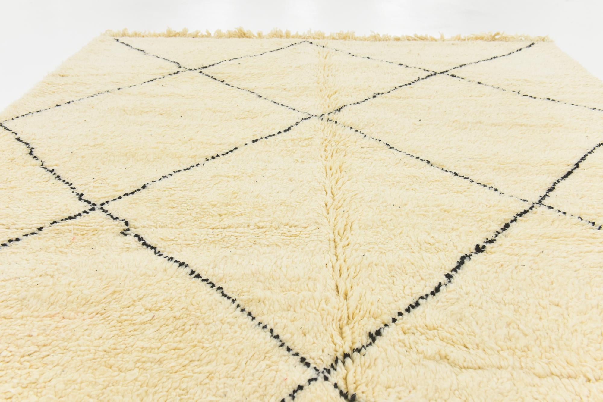 6' 8 x 9' 8 Hand Knotted Moroccan Wool Rug