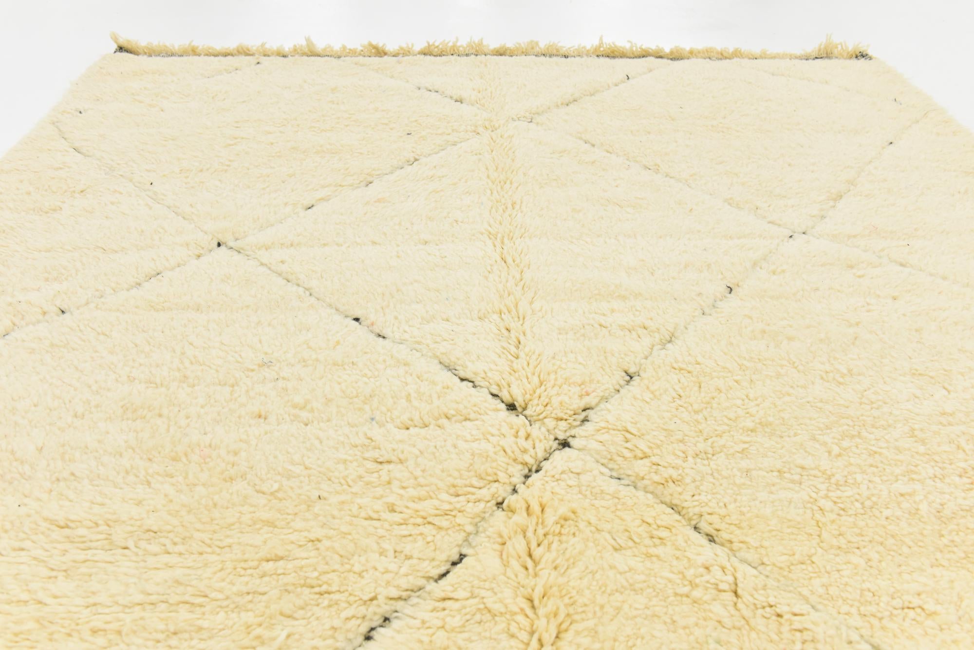 210cm x 285cm Hand Knotted Moroccan Wool Rug