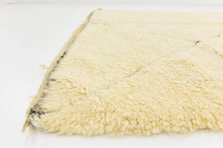 Detail image of 6' 10 x 9' 4 Hand Knotted Moroccan Wool Rug