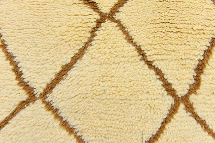 2' 10 x 5' 2 Hand Knotted Moroccan Wool Rug