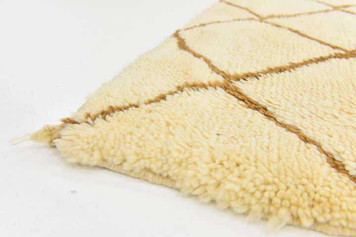 2' 10 x 5' 2 Hand Knotted Moroccan Wool Rug