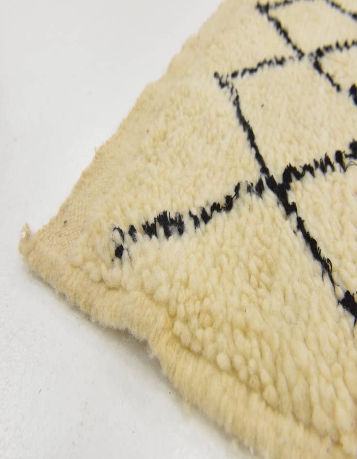 Detail image of 3' 2 x 5' 3  Hand Knotted Moroccan Wool Rug