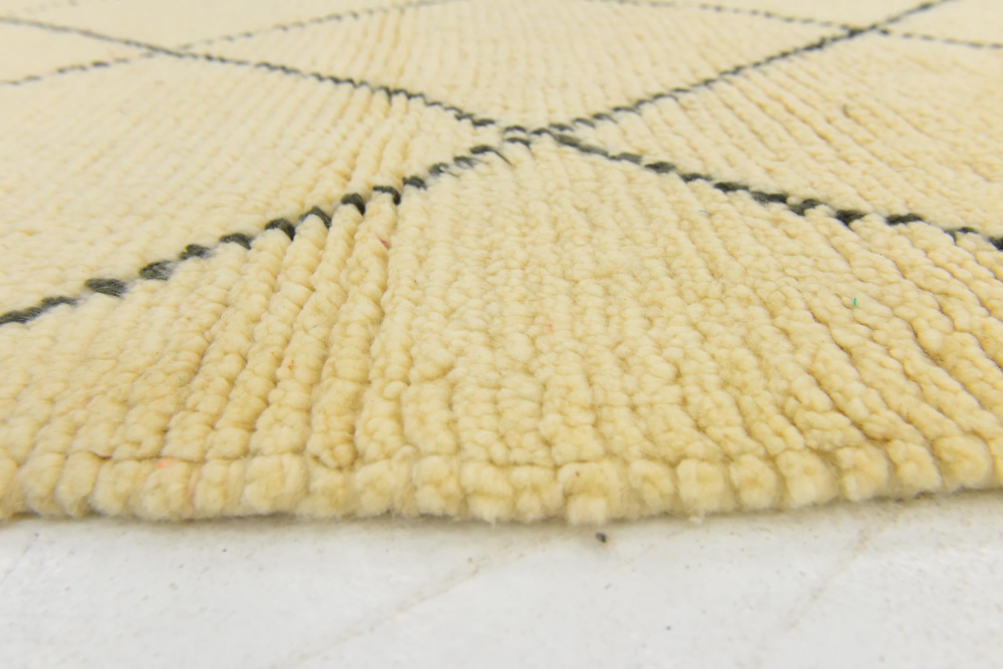 3' 1 x 4' 11 Hand Knotted Moroccan Wool Rug