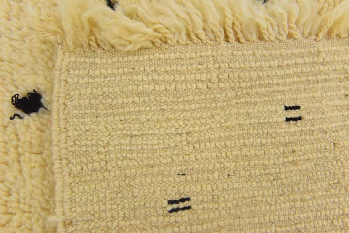 2' 10 x 4' 10 Hand Knotted Moroccan Wool Rug