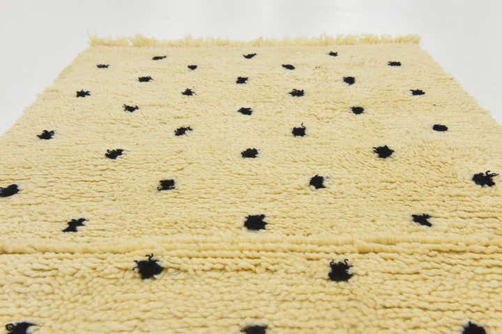 2' 10 x 4' 10 Hand Knotted Moroccan Wool Rug